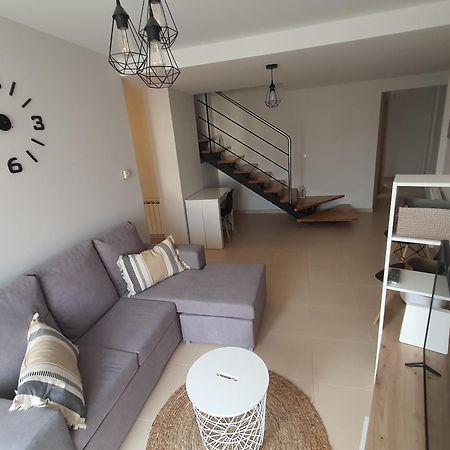 Duplex Axl Apartment Саррия Екстериор снимка